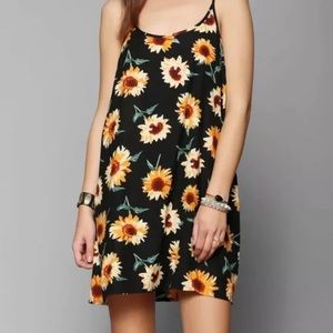 Kimchi Blue 90’s sunflower dress